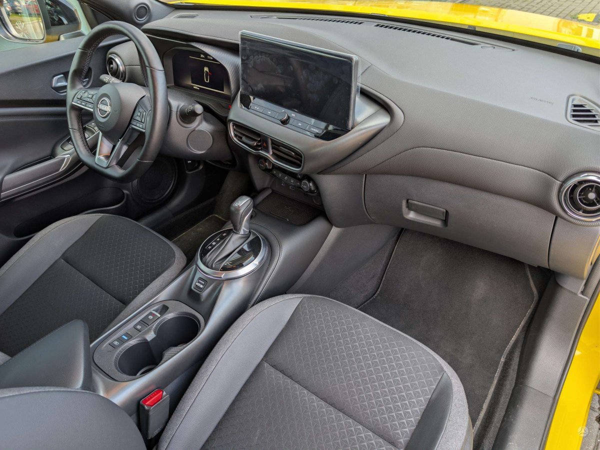 Nissan Juke Visureigis / Krosoveris Benzinas / elektra