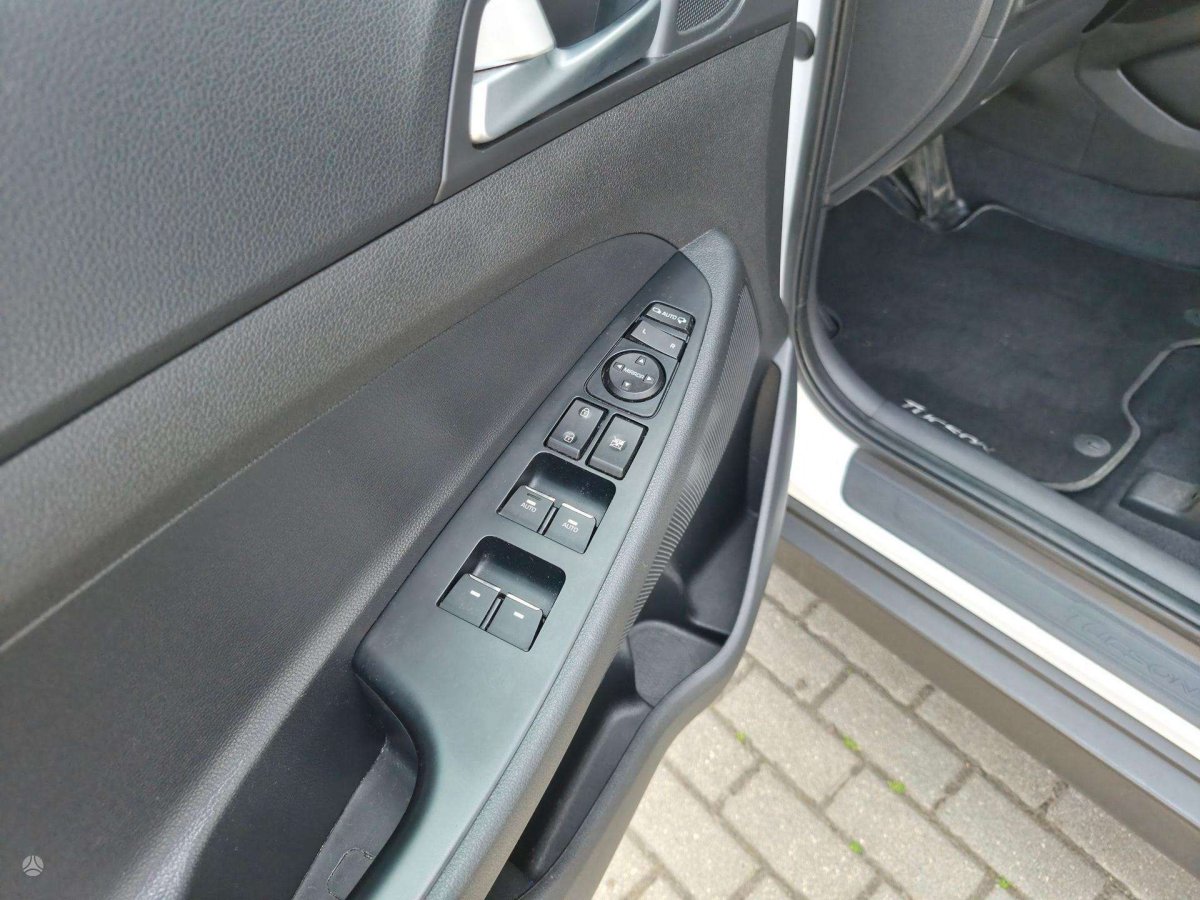 Hyundai Tucson Visureigis / Krosoveris Benzinas