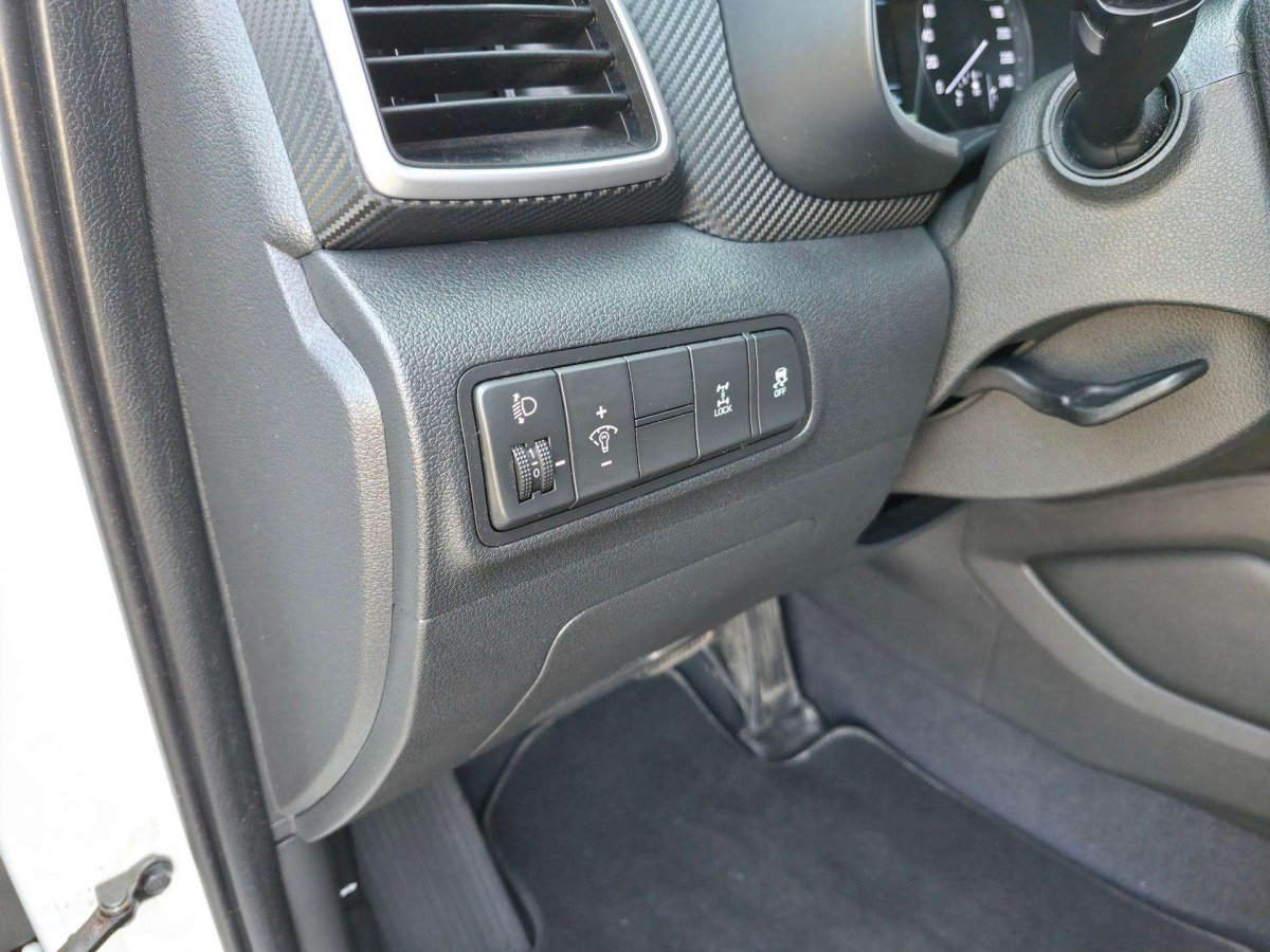 Hyundai Tucson Visureigis / Krosoveris Benzinas