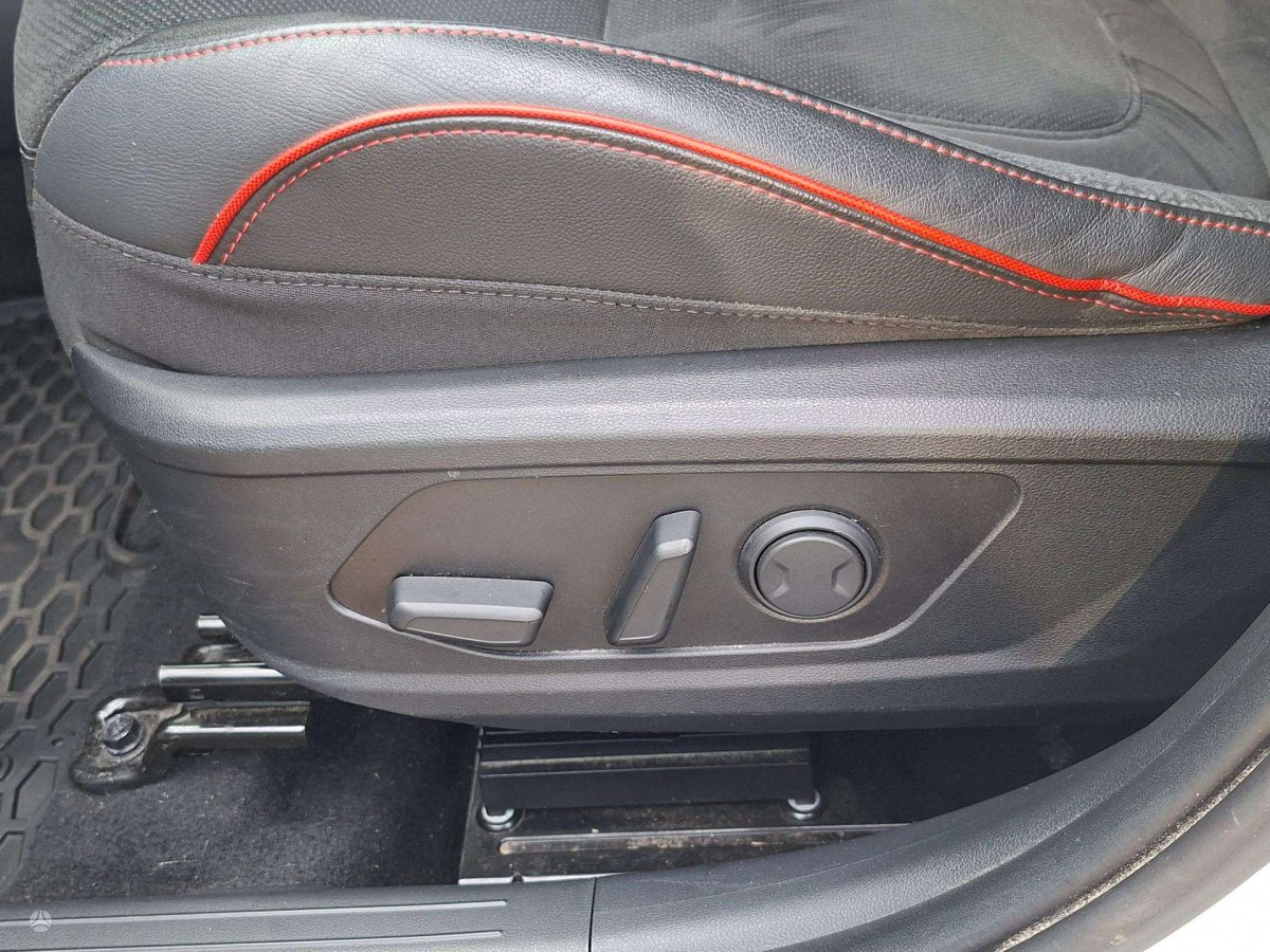 Hyundai Tucson Visureigis / Krosoveris Benzinas / elektra