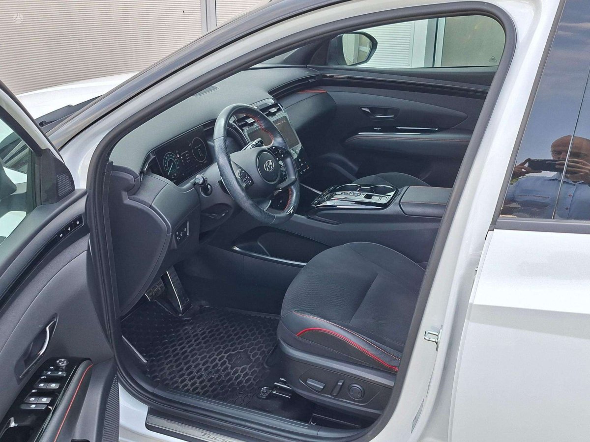 Hyundai Tucson Visureigis / Krosoveris Benzinas / elektra