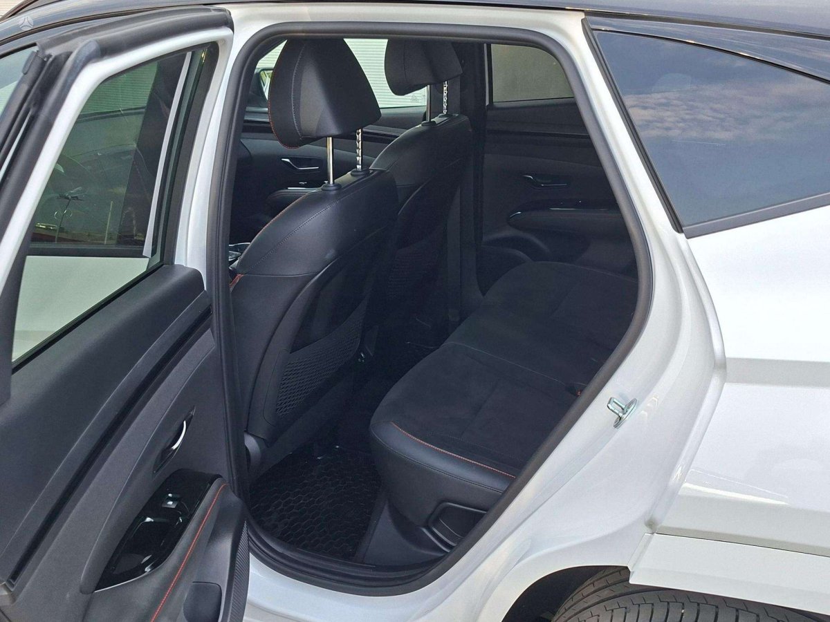 Hyundai Tucson Visureigis / Krosoveris Benzinas / elektra