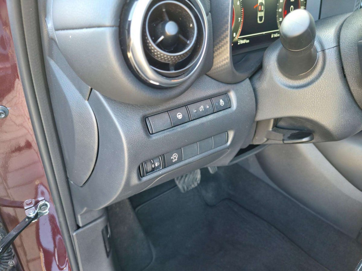 Nissan Juke Visureigis / Krosoveris Benzinas