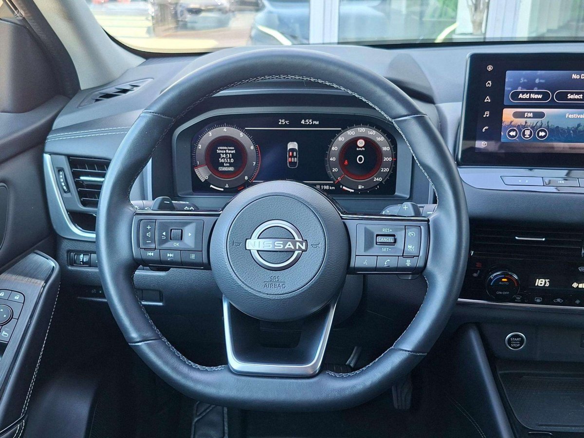 Nissan Qashqai Visureigis / Krosoveris Benzinas / elektra