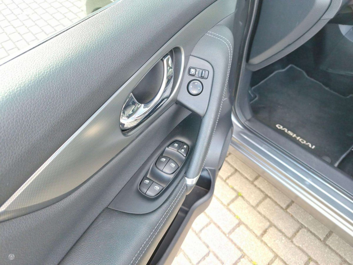 Nissan Qashqai Visureigis / Krosoveris Benzinas