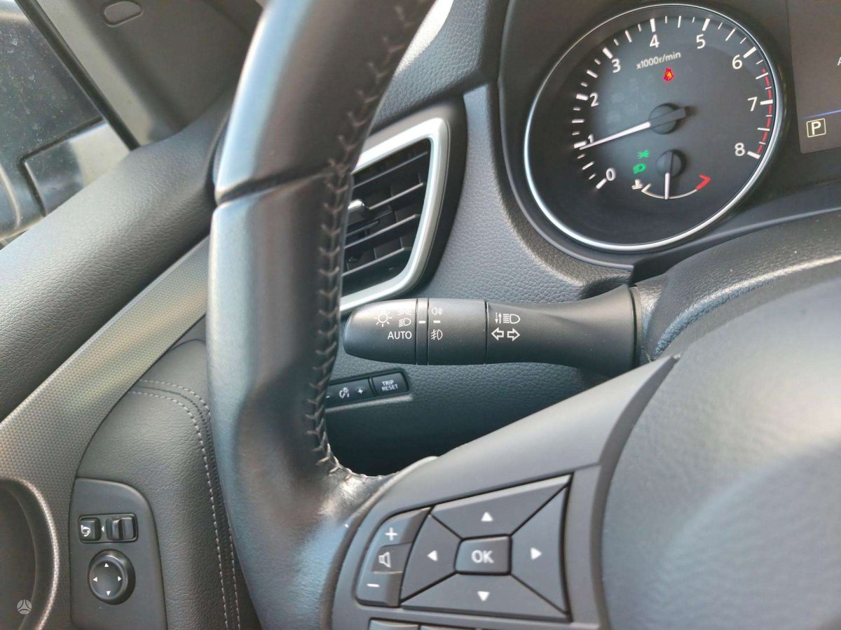 Nissan Qashqai Visureigis / Krosoveris Benzinas