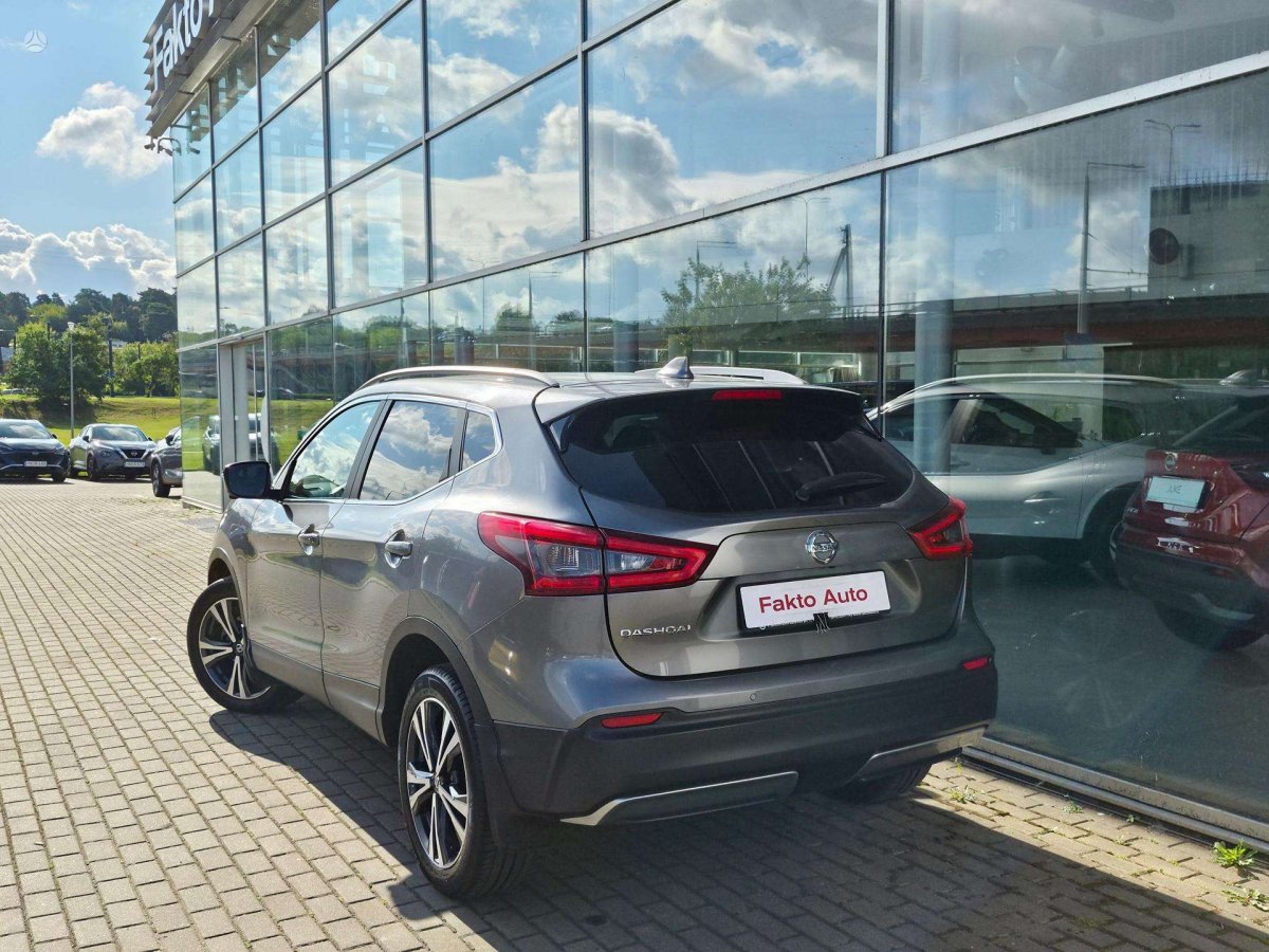 Nissan Qashqai Visureigis / Krosoveris Benzinas