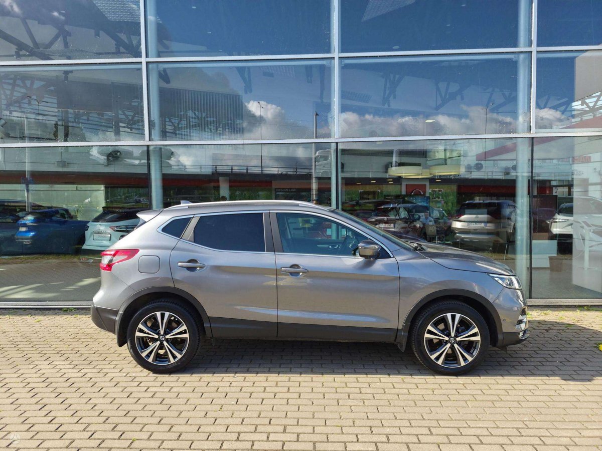 Nissan Qashqai Visureigis / Krosoveris Benzinas