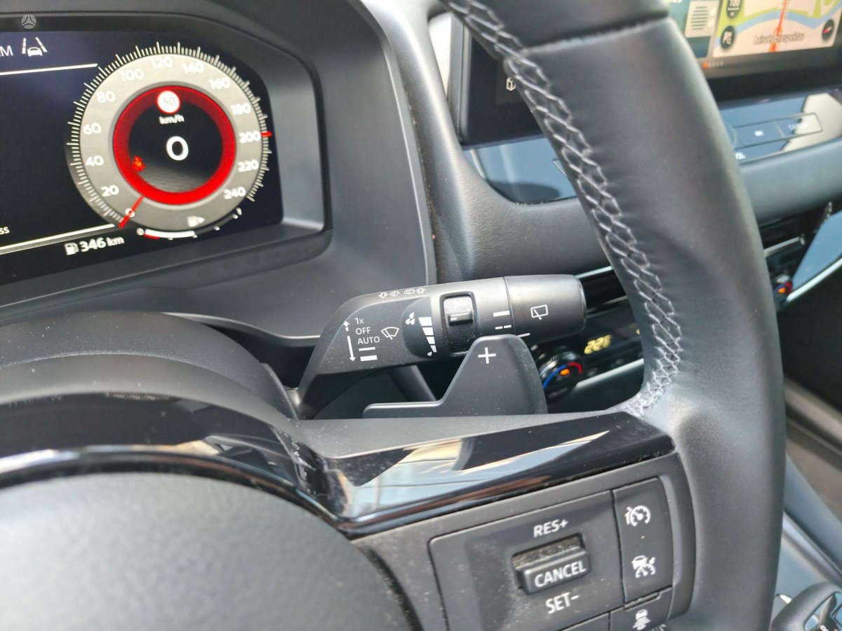 Nissan Qashqai Visureigis / Krosoveris Benzinas