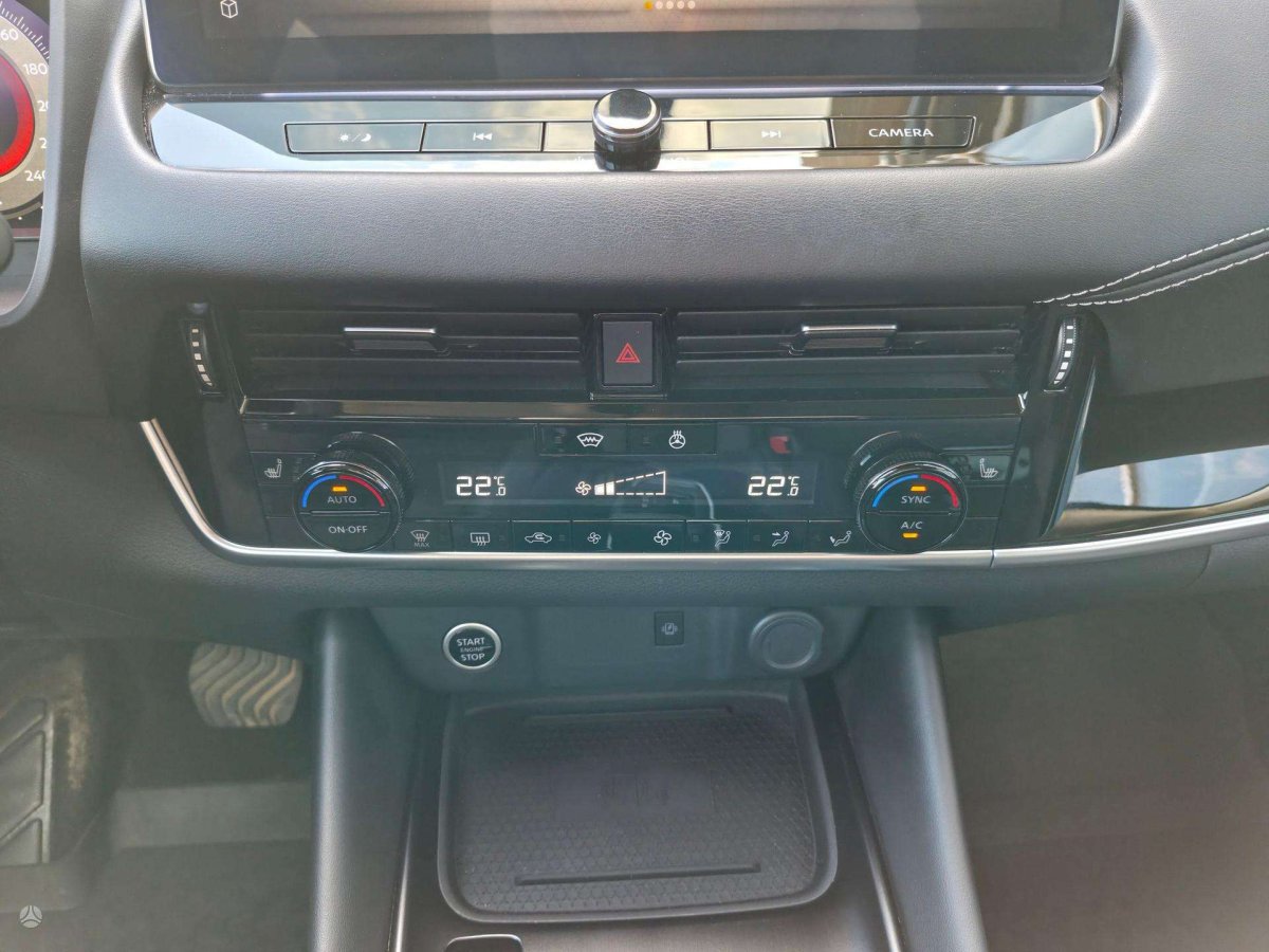 Nissan Qashqai Visureigis / Krosoveris Benzinas