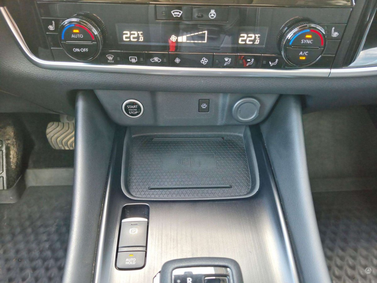 Nissan Qashqai Visureigis / Krosoveris Benzinas