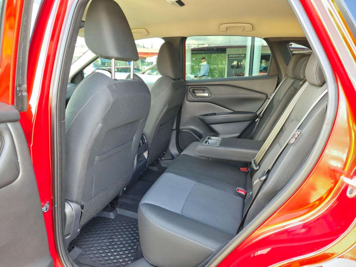 Nissan Qashqai Visureigis / Krosoveris Benzinas