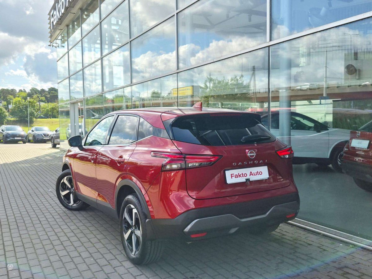 Nissan Qashqai Visureigis / Krosoveris Benzinas