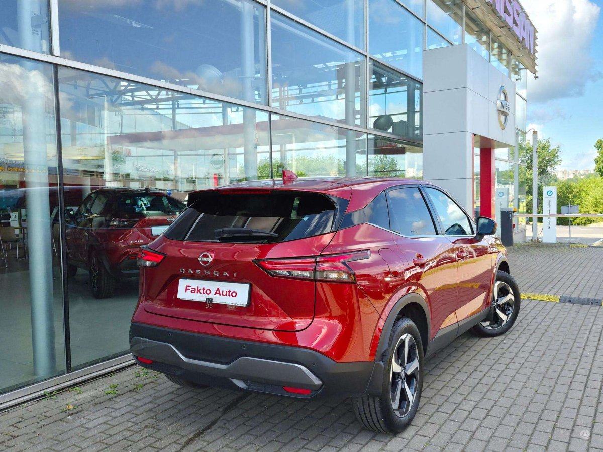 Nissan Qashqai Visureigis / Krosoveris Benzinas