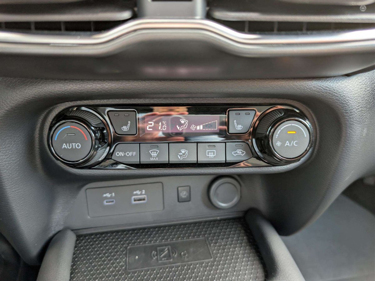 Nissan Juke Visureigis / Krosoveris Benzinas