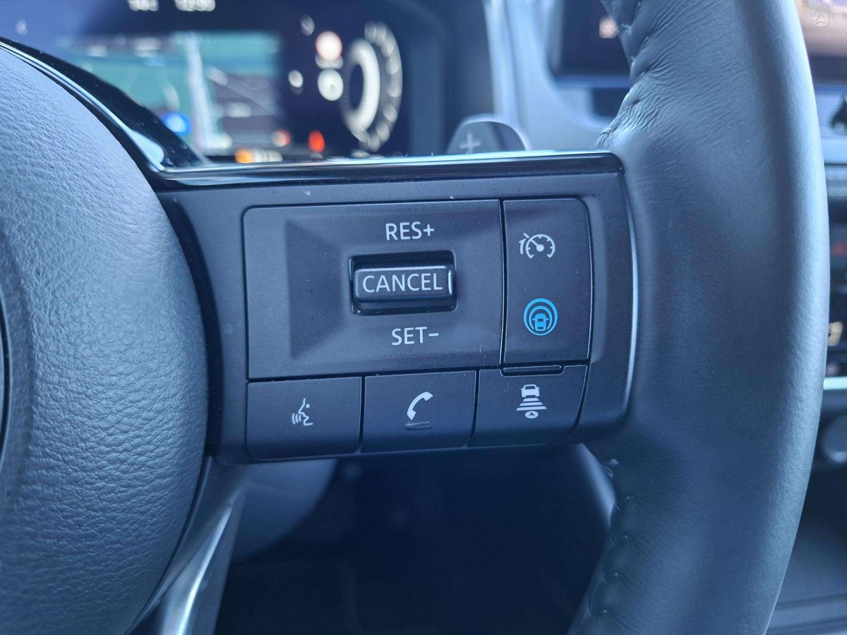 Nissan Qashqai Visureigis / Krosoveris Benzinas