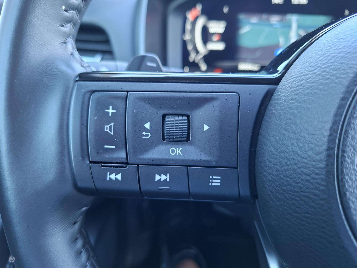 Nissan Qashqai Visureigis / Krosoveris Benzinas