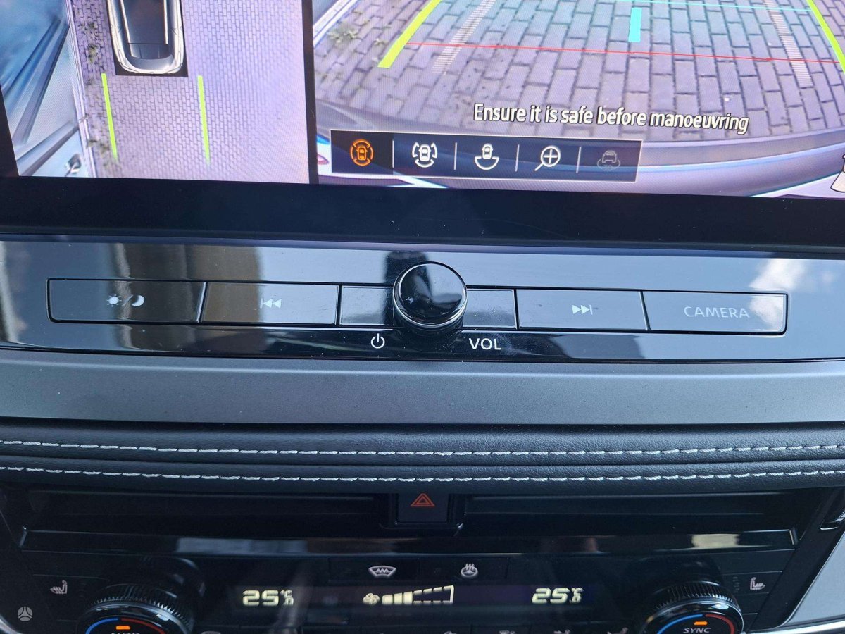 Nissan Qashqai Visureigis / Krosoveris Benzinas