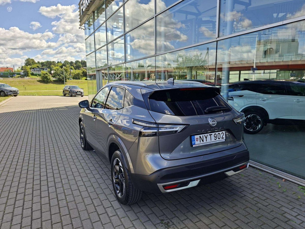Nissan Qashqai Visureigis / Krosoveris Benzinas