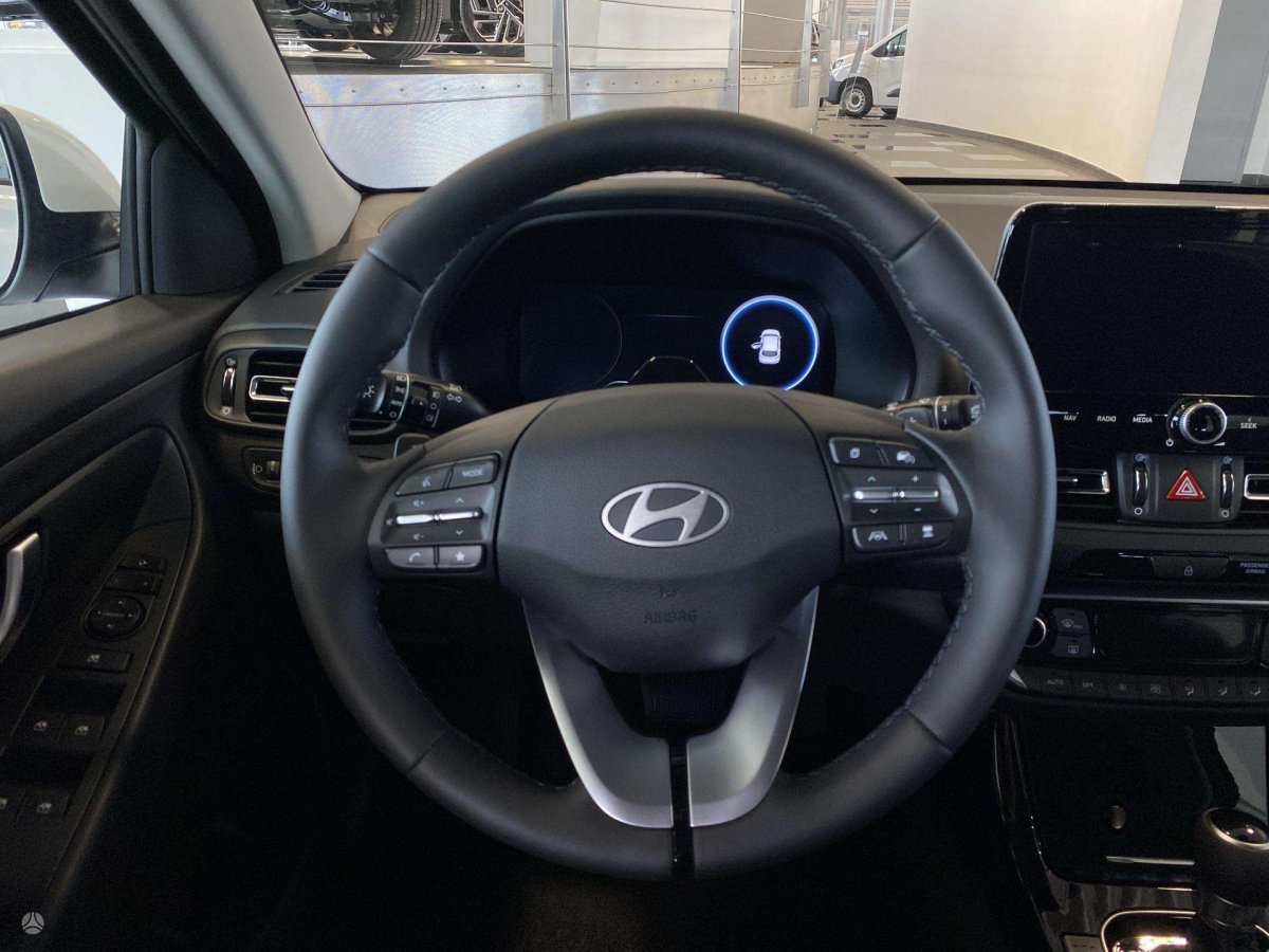Hyundai i30 Universalas Benzinas