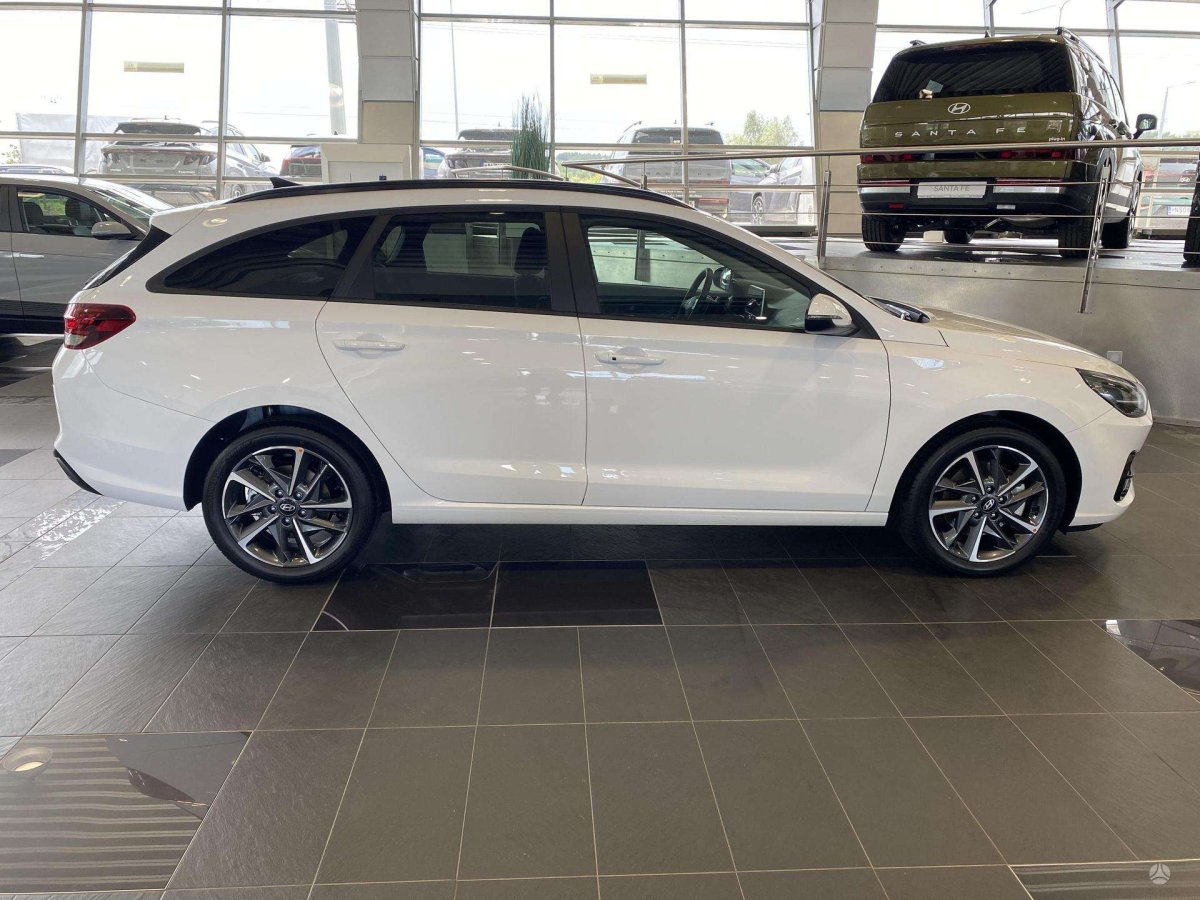 Hyundai i30 Universalas Benzinas