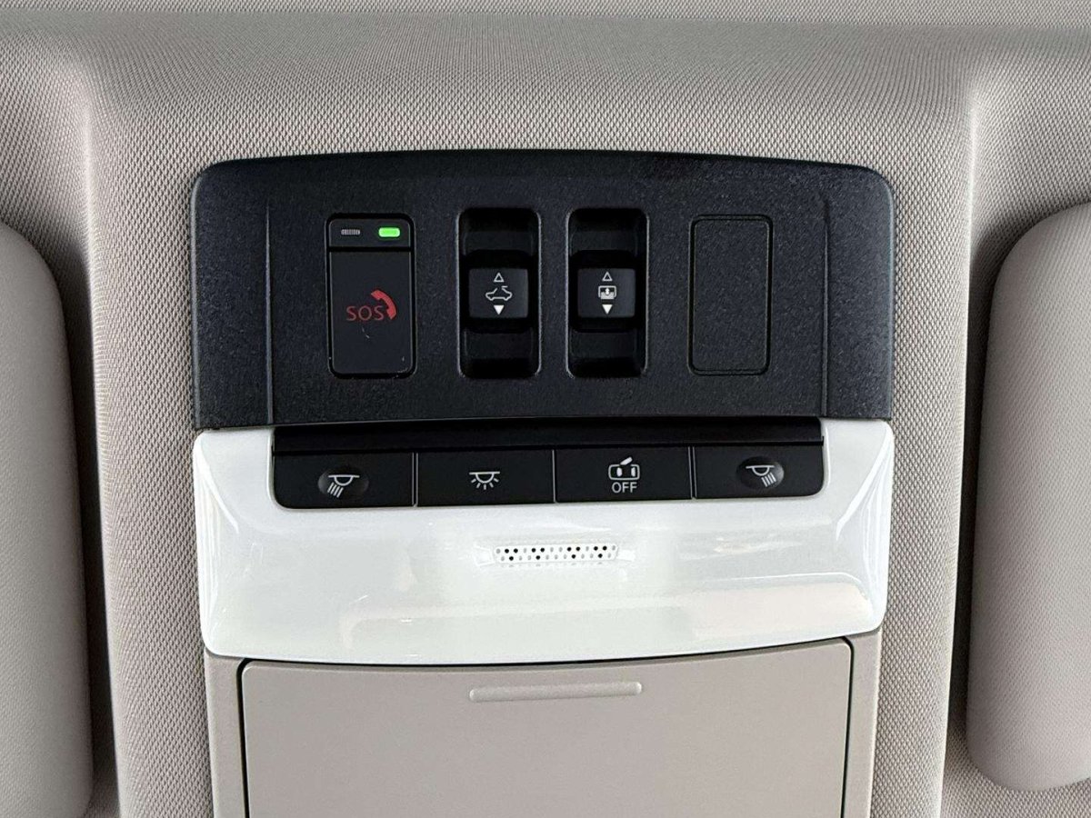 Nissan X-Trail Visureigis / Krosoveris Benzinas / elektra