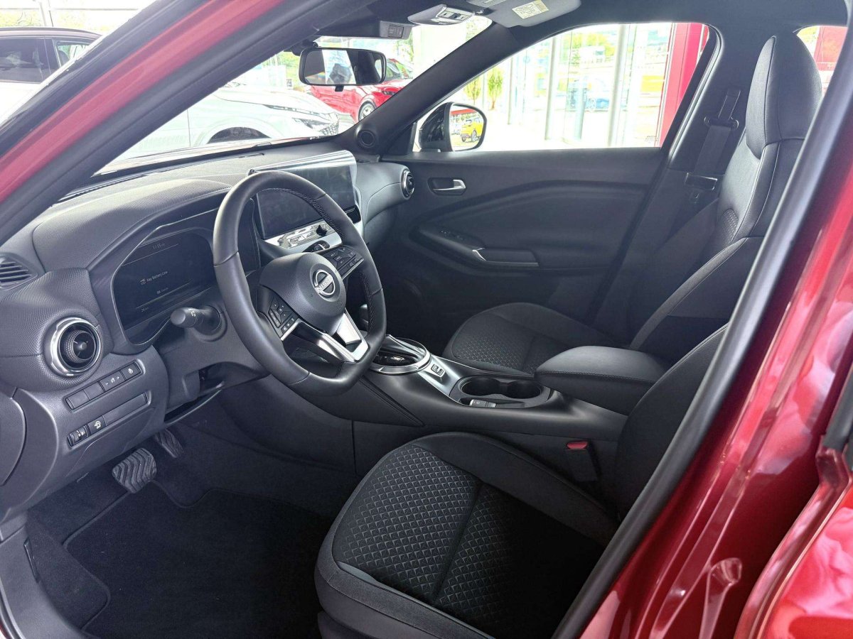 Nissan Juke Visureigis / Krosoveris Benzinas