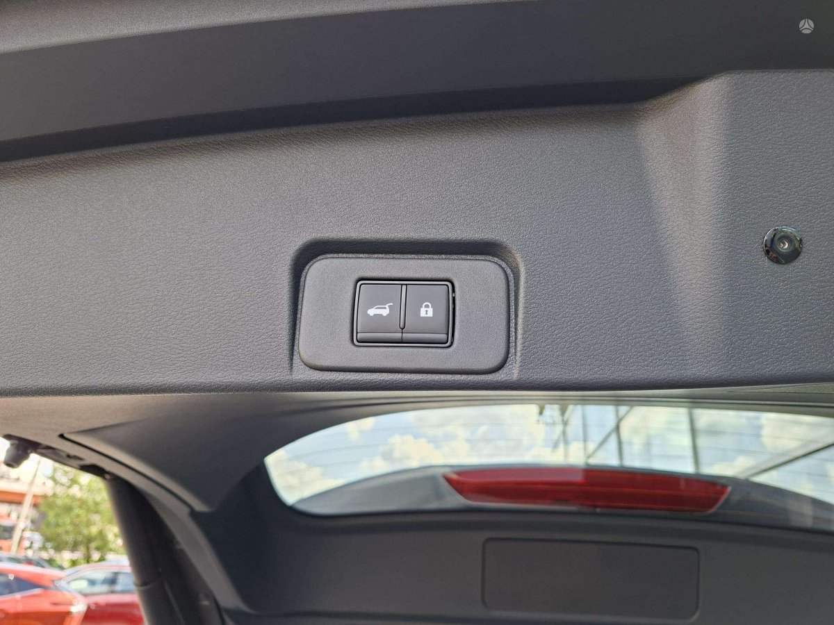 Nissan X-Trail Visureigis / Krosoveris Benzinas / elektra