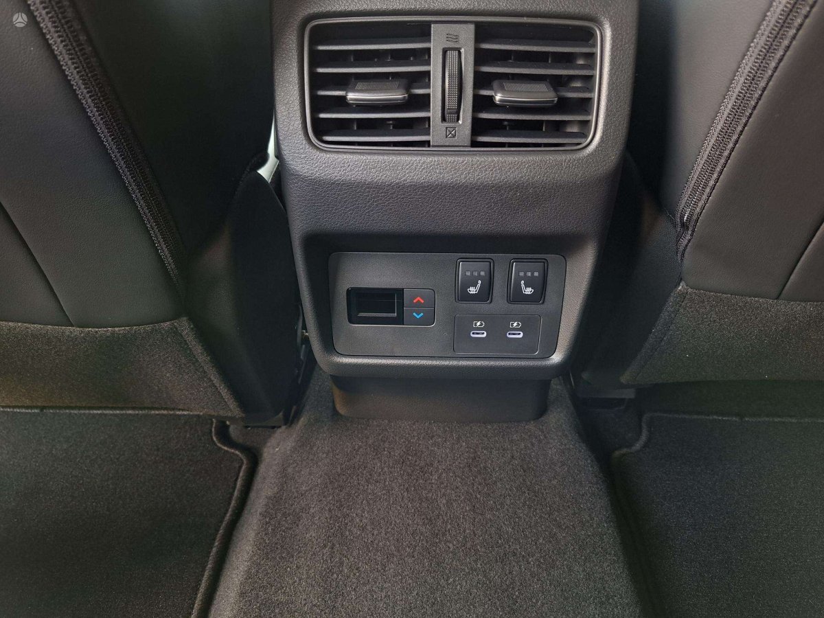Nissan X-Trail Visureigis / Krosoveris Benzinas / elektra