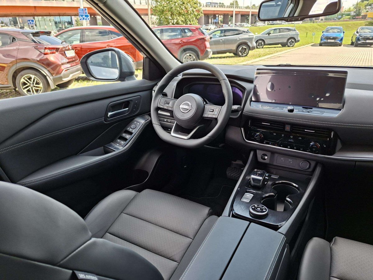 Nissan X-Trail Visureigis / Krosoveris Benzinas / elektra