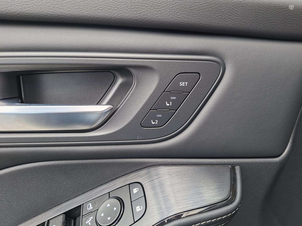 Nissan X-Trail Visureigis / Krosoveris Benzinas / elektra
