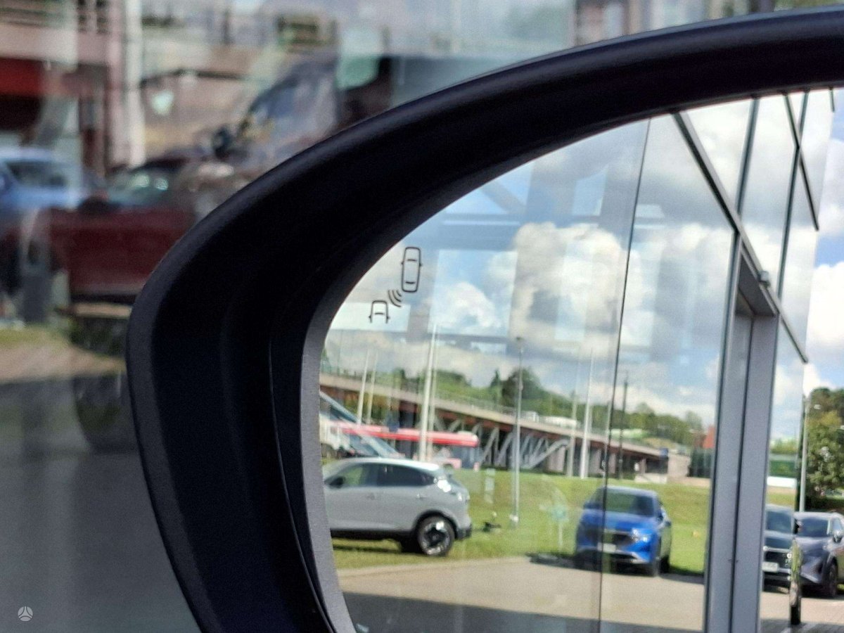 Nissan Micra Hečbekas Elektra