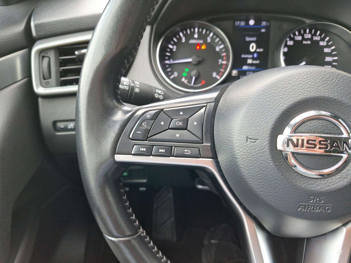 Nissan Qashqai Visureigis / Krosoveris Benzinas