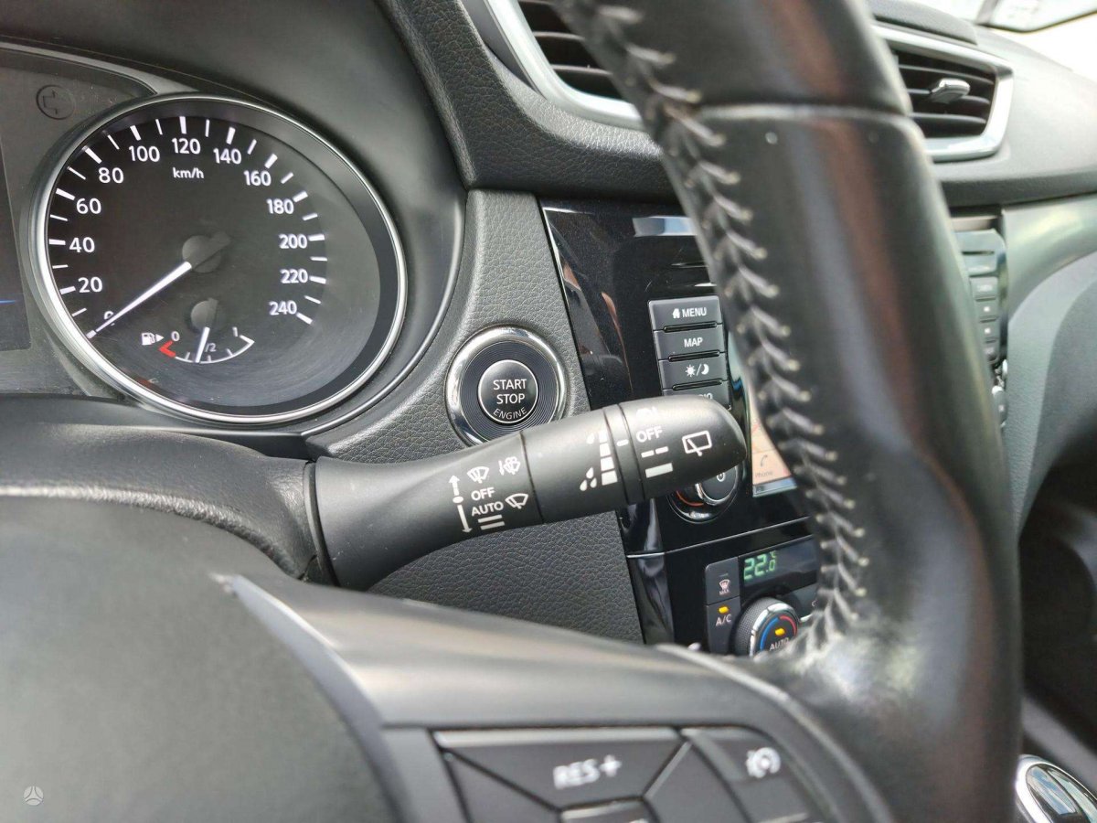 Nissan Qashqai Visureigis / Krosoveris Benzinas