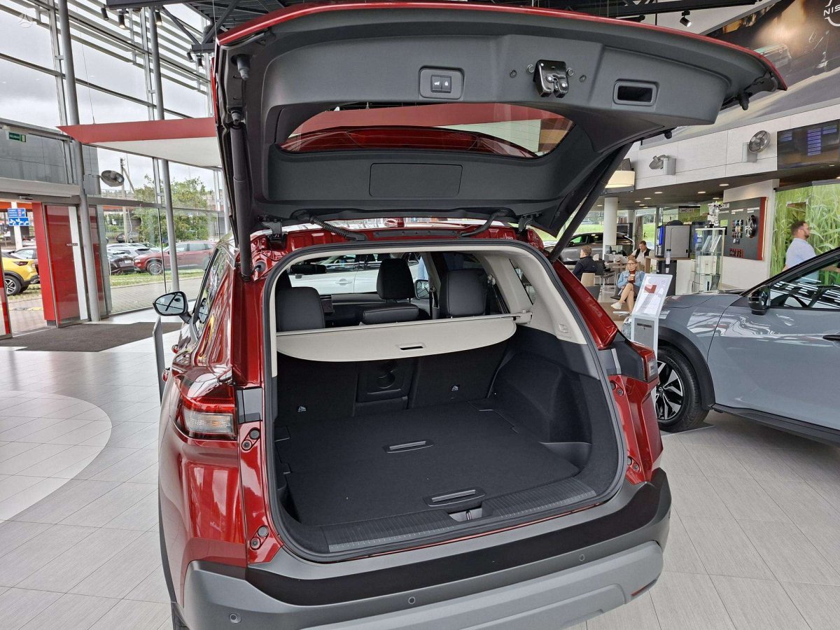 Nissan X-Trail Visureigis / Krosoveris Benzinas / elektra