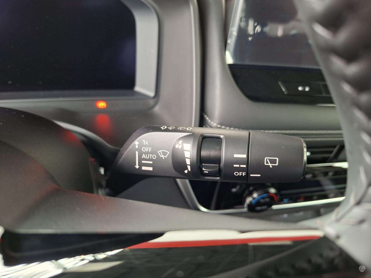 Nissan X-Trail Visureigis / Krosoveris Benzinas / elektra