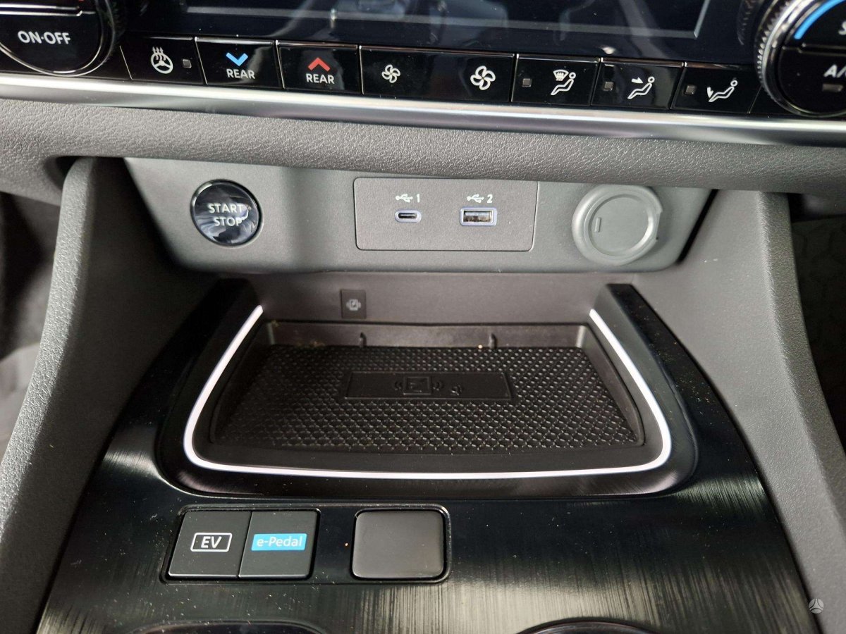 Nissan X-Trail Visureigis / Krosoveris Benzinas / elektra
