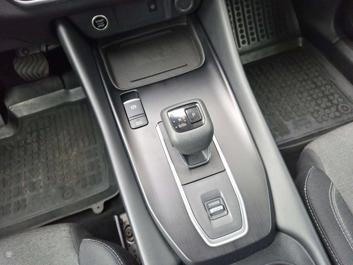 Nissan Qashqai Visureigis / Krosoveris Benzinas / elektra