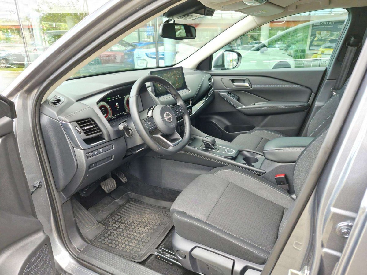 Nissan Qashqai Visureigis / Krosoveris Benzinas / elektra