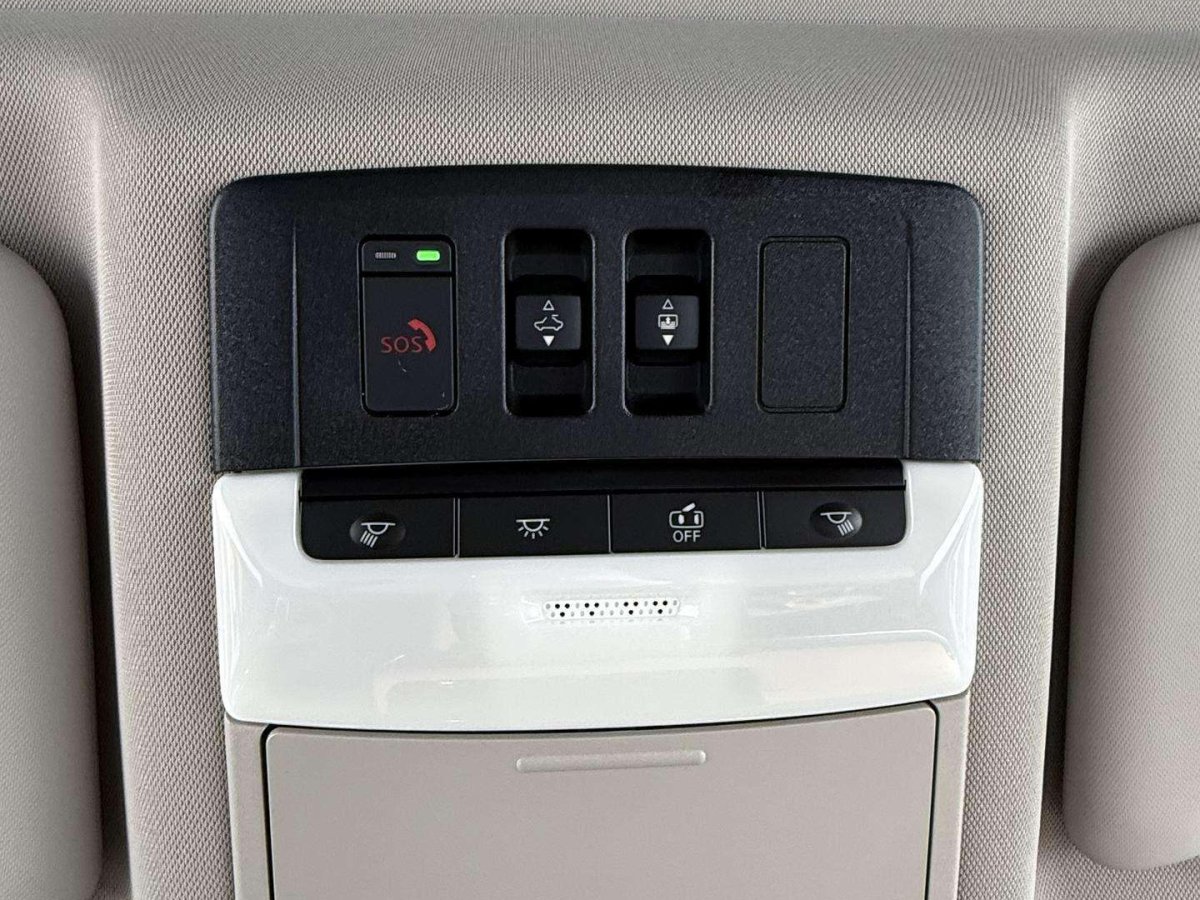 Nissan X-Trail Visureigis / Krosoveris Benzinas / elektra