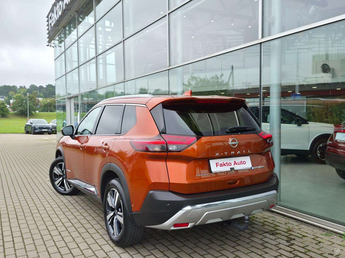 Nissan X-Trail Visureigis / Krosoveris Benzinas / elektra