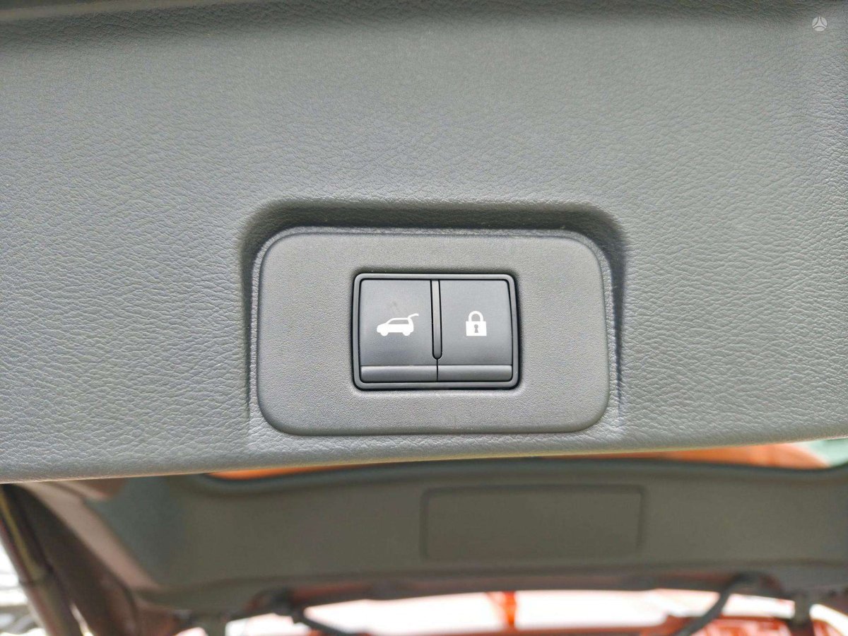 Nissan X-Trail Visureigis / Krosoveris Benzinas / elektra
