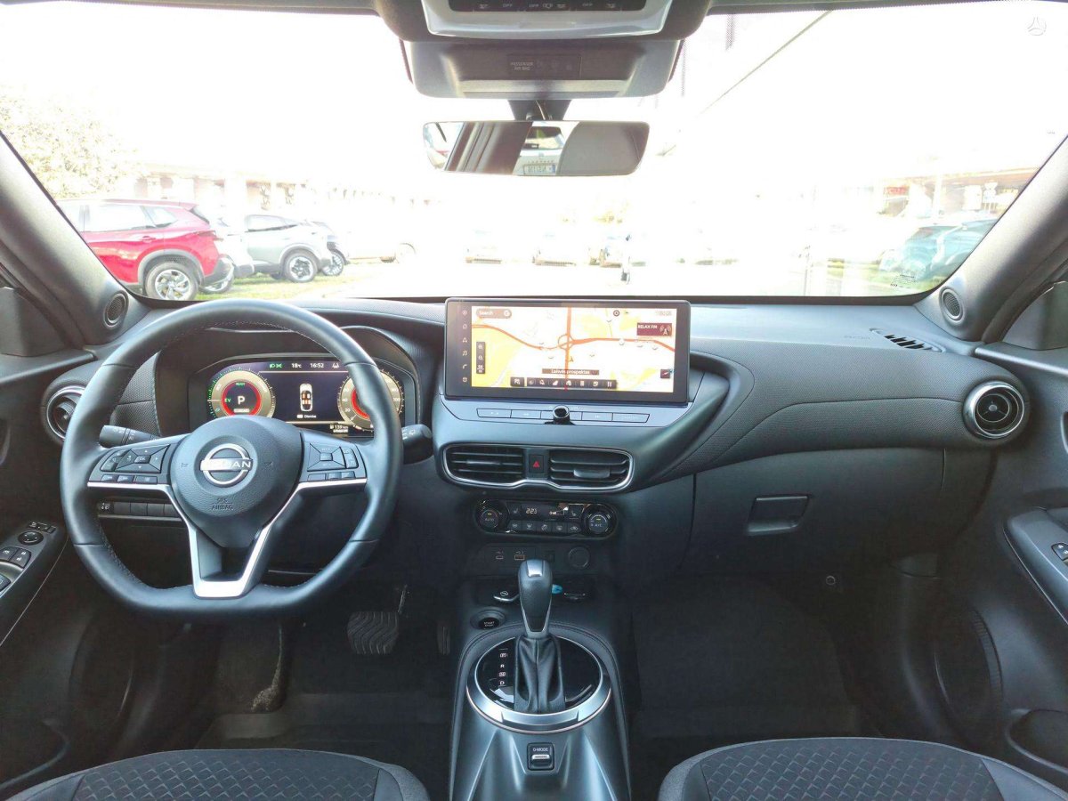 Nissan Juke Visureigis / Krosoveris Benzinas / elektra