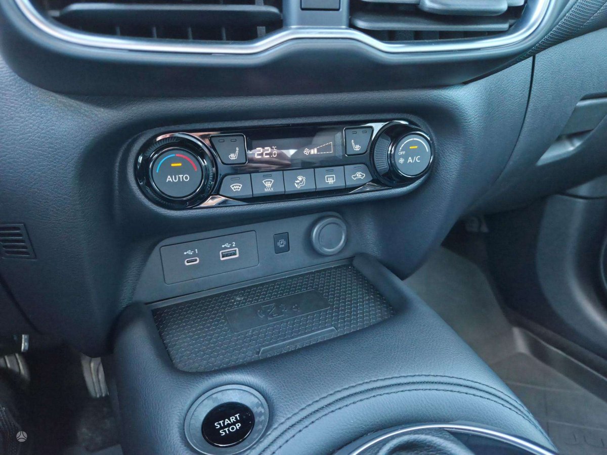 Nissan Juke Visureigis / Krosoveris Benzinas / elektra