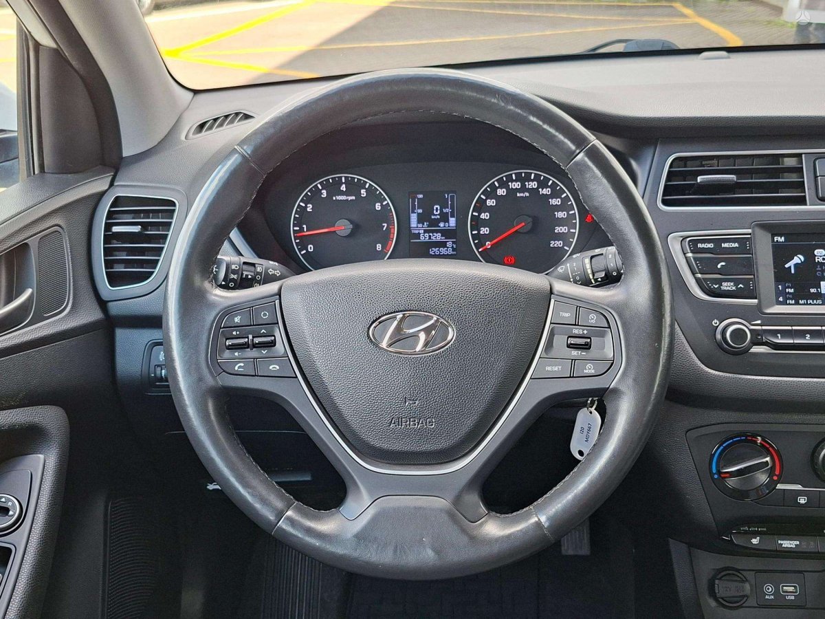 Hyundai i20 Hečbekas Benzinas