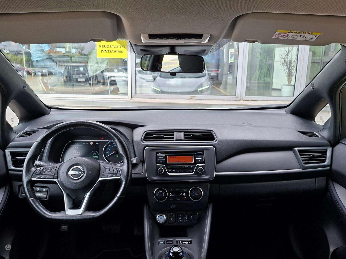Nissan Leaf Hečbekas Elektra