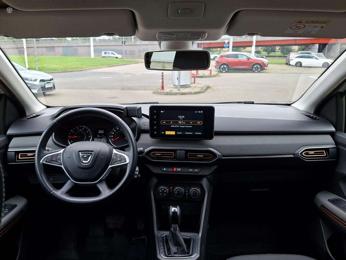 Dacia Sandero Hečbekas Benzinas