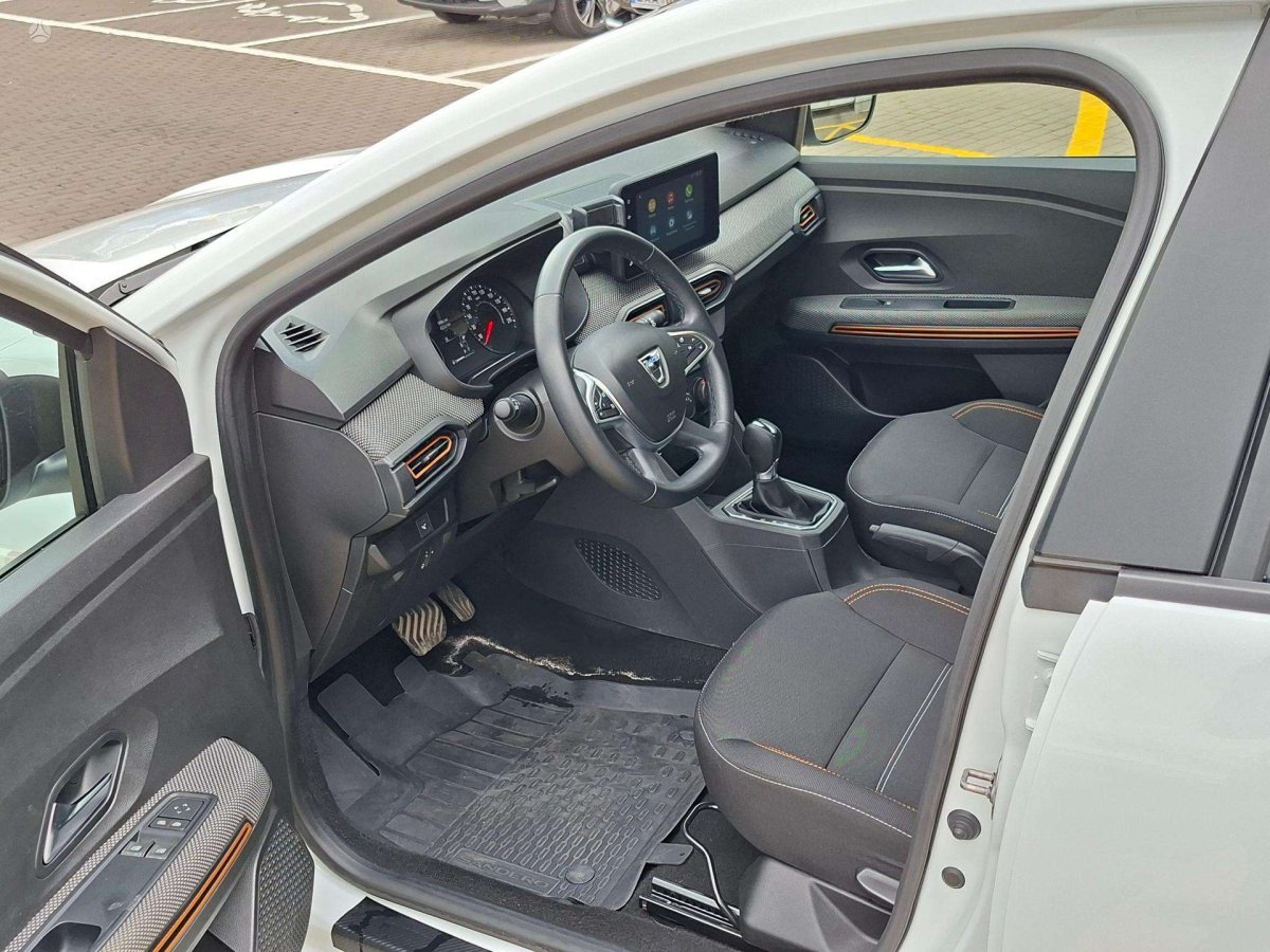 Dacia Sandero Hečbekas Benzinas