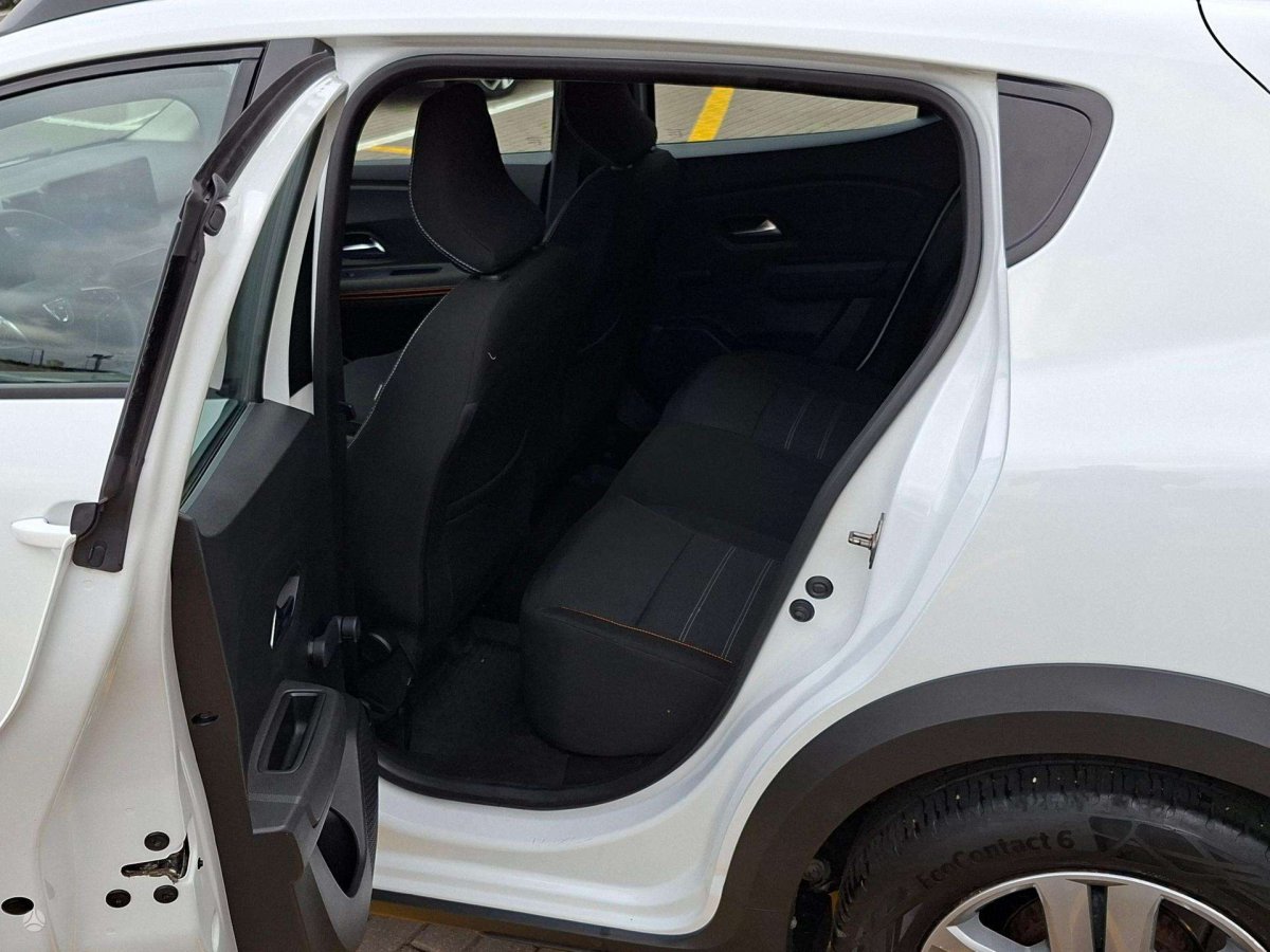 Dacia Sandero Hečbekas Benzinas