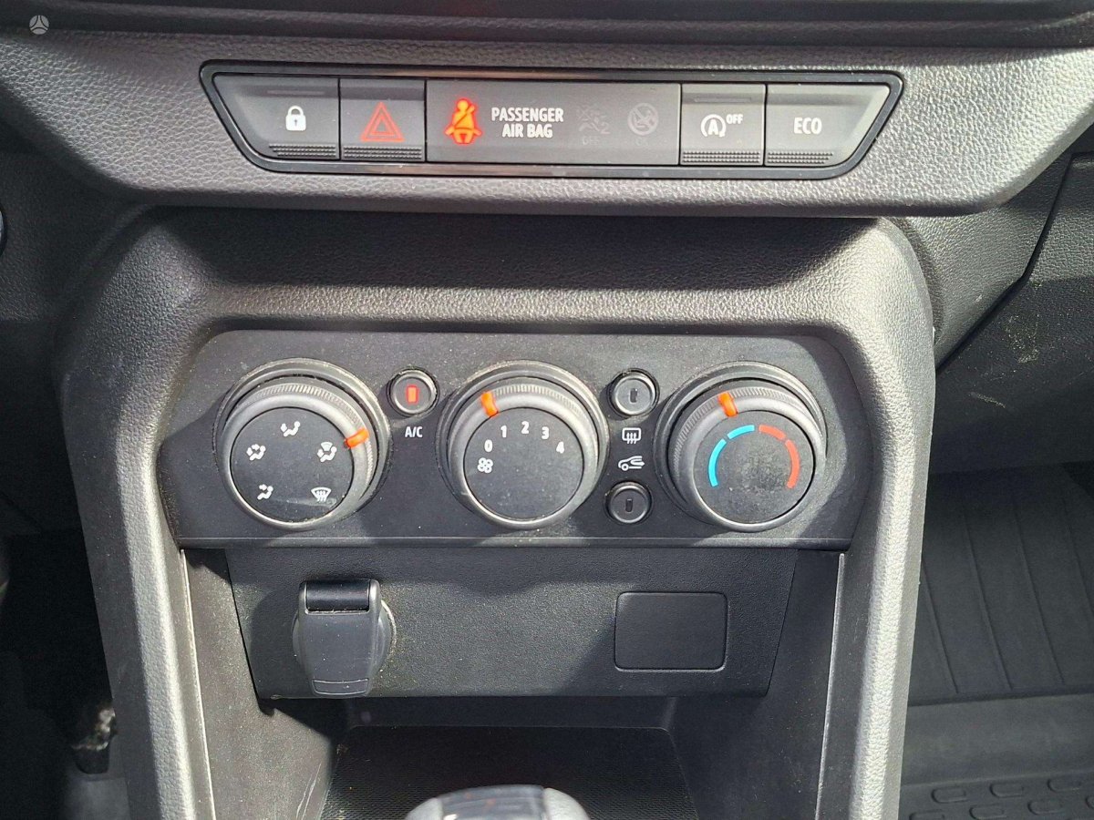 Dacia Sandero Hečbekas Benzinas
